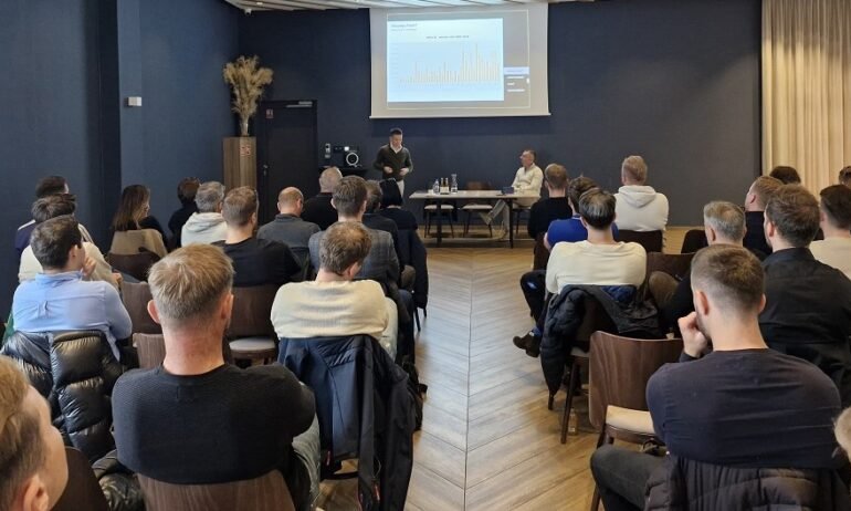 Raport z konferencji „Jak zbudować klub do padla?”